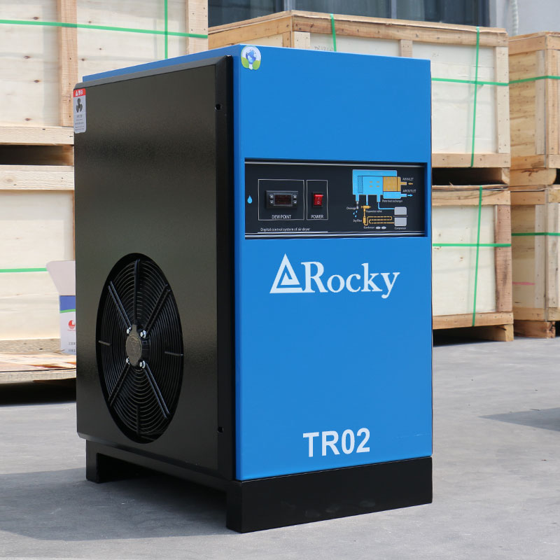 TR02 (7).jpg